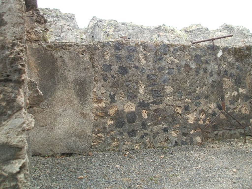 VIII.2.12 Pompeii. May 2005. South wall.