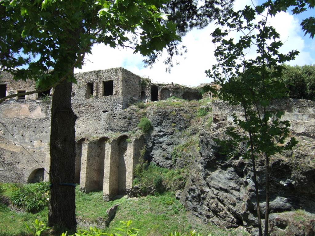 VIII.2.26, VIII.2.28 and VIII.2.29 Pompeii from rear. May 2006