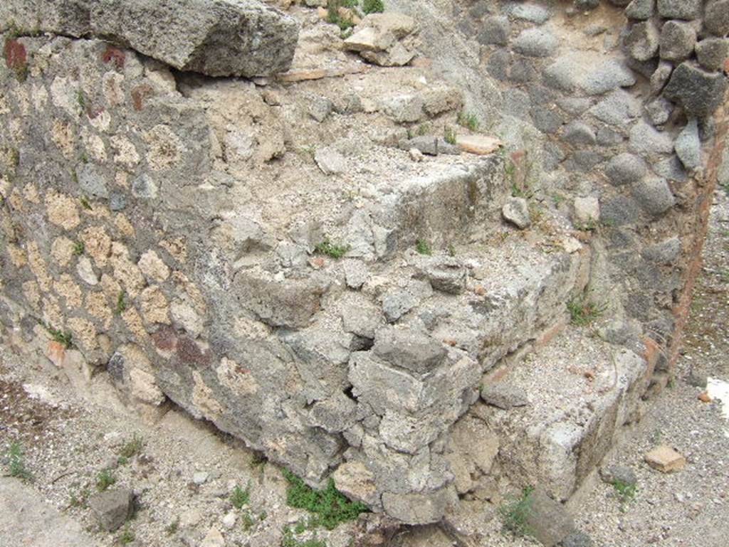 VIII.2.34 Pompeii. May 2006. Steps to upper floor. 