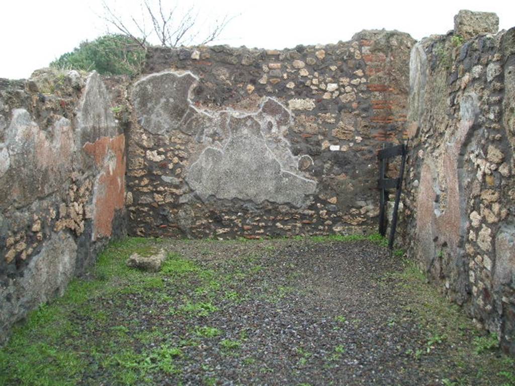 VIII.3.19 Pompeii.  December 2004.  East wall.