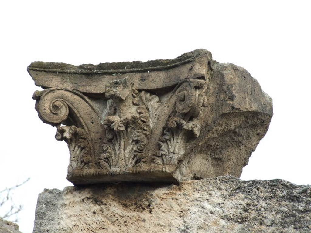 VIII.3.27 Pompeii.  December 2006.  Capital on south side of entrance.