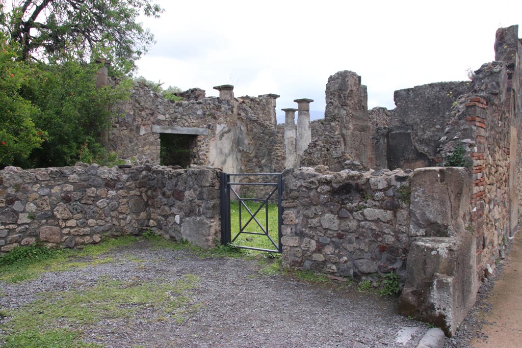 VIII.3.28 Pompeii. May 2024. Looking towards south wall with doorway into rear room. Photo courtesy of Klaus Heese.  