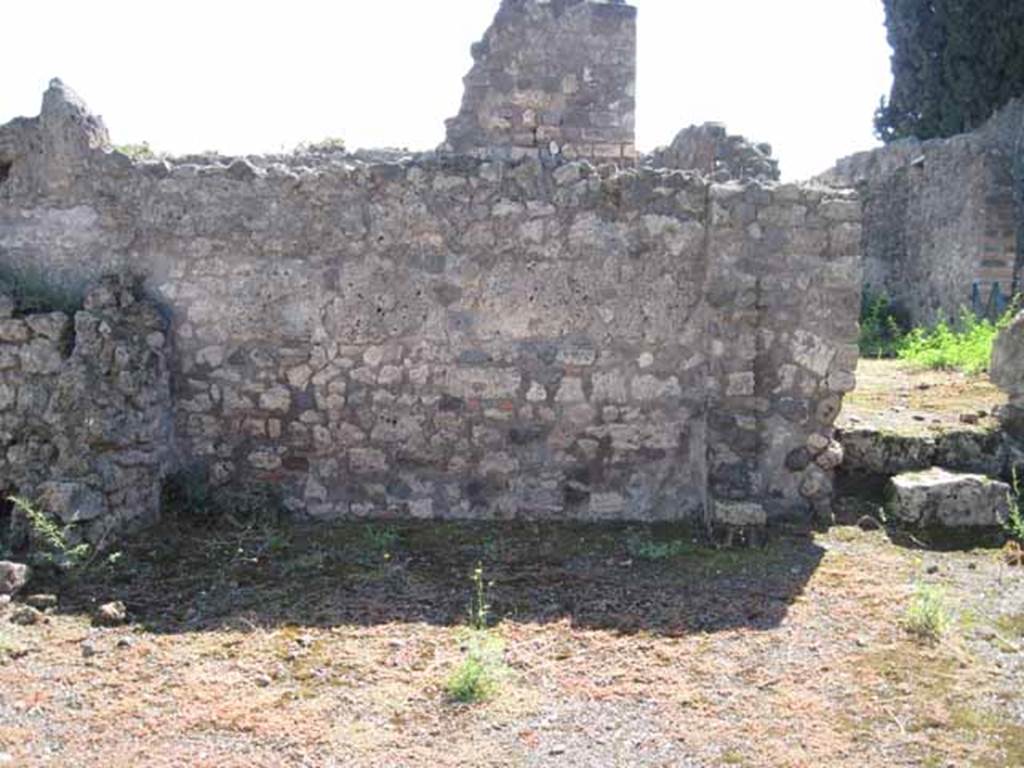 VIII.7.26 Pompeii. September 2010. East side of south wall of main entrance room. looking south.  Photo courtesy of Drew Baker.
