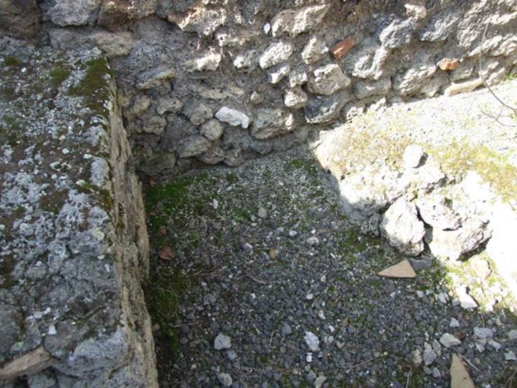 IX.2.17 Pompeii.  March 2009.  Room 11. Kitchen.  Area between hearth and structure.