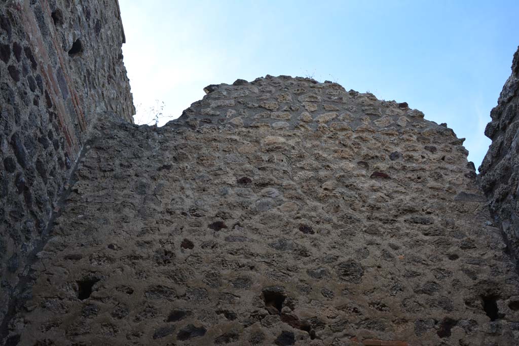 IX.5.2 Pompeii. May 2017. Room o, upper north wall.
Foto Christian Beck, ERC Grant 681269 DCOR.
