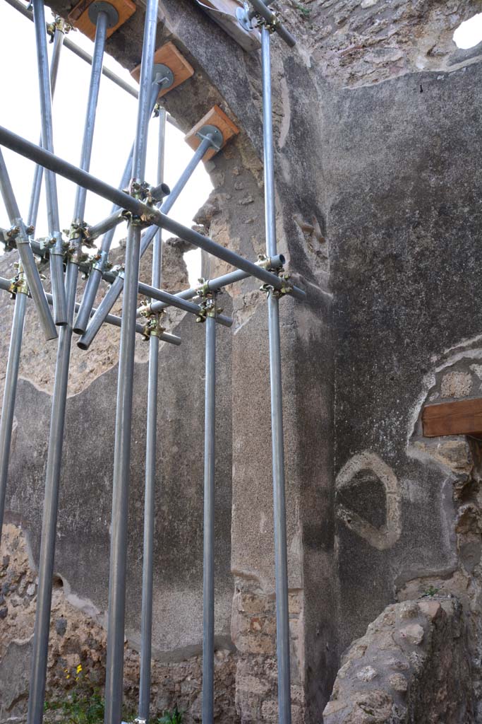 IX.5.2 Pompeii. March 2017. Room s, looking towards west wall on south side of corridor w.
Foto Christian Beck, ERC Grant 681269 DCOR.
