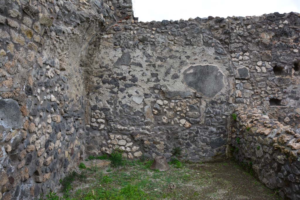 IX.5.4 Pompeii. March 2017. Room g, looking towards east wall. 
Foto Christian Beck, ERC Grant 681269 DCOR.
