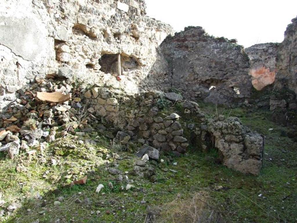 IX.5.4 Pompeii. December 2007. Room g, looking towards south-east corner and south wall with doorway into room h, on right.