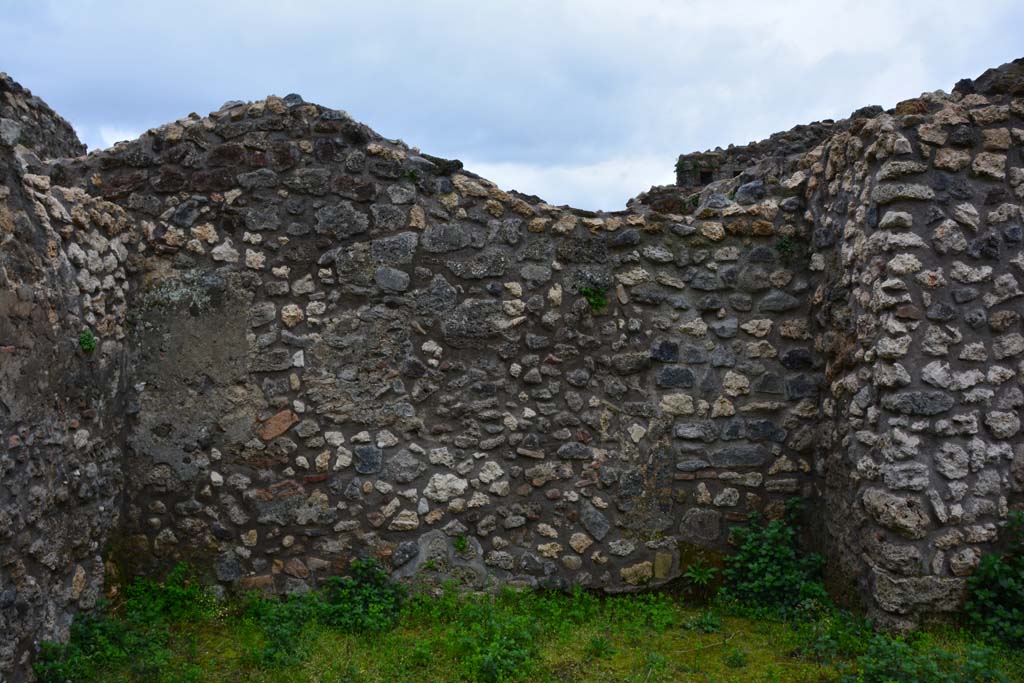 IX.5.4 Pompeii. March 2017. Room h, south wall at east end.
Foto Christian Beck, ERC Grant 681269 DCOR.
