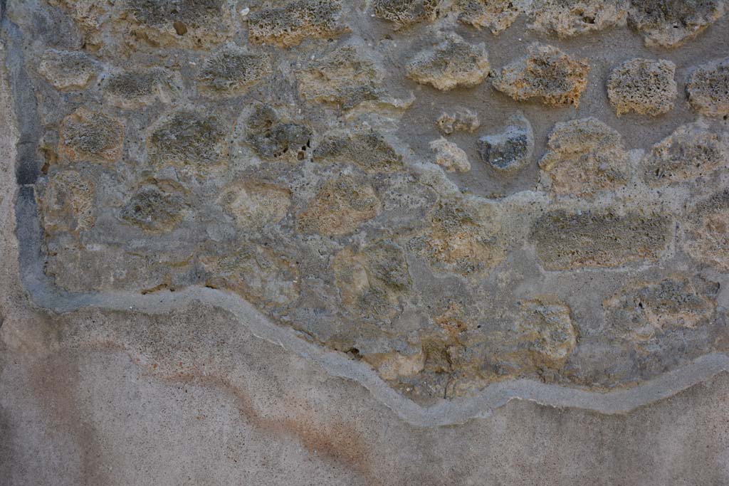 IX.5.6 Pompeii. May 2017. Room b, detail from west wall at south end.
Foto Christian Beck, ERC Grant 681269 DCOR.
