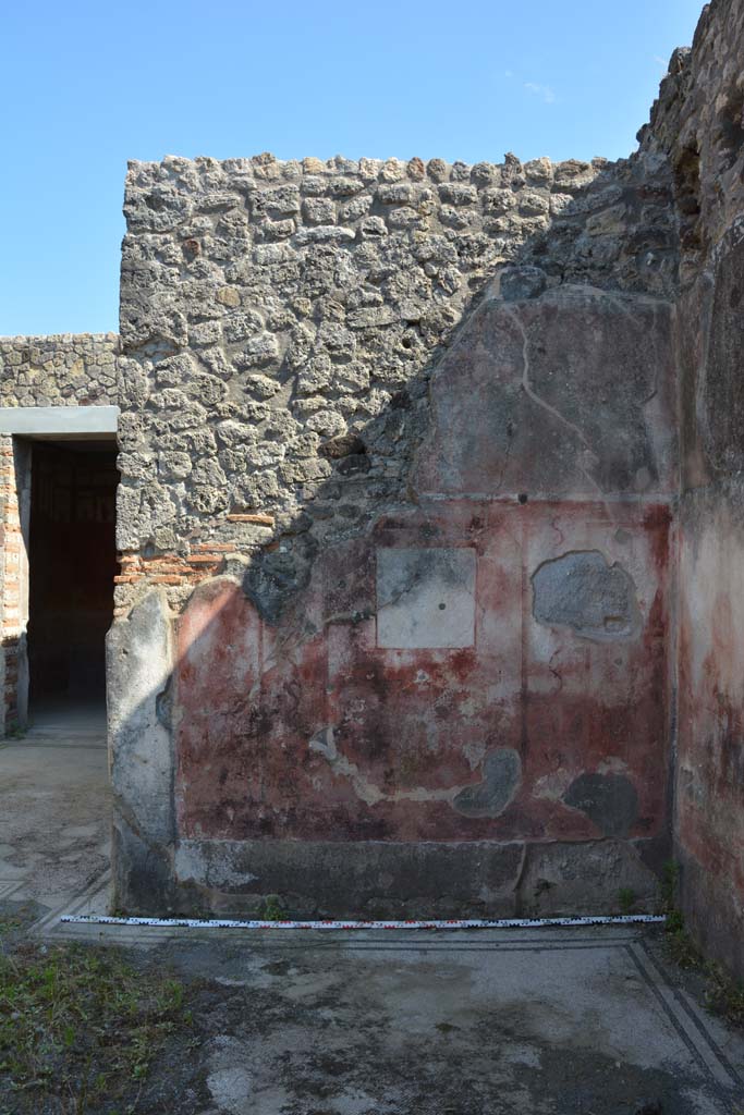 IX.5.6 Pompeii. May 2017. West ala d, looking towards south wall.
Foto Christian Beck, ERC Grant 681269 DCOR.

