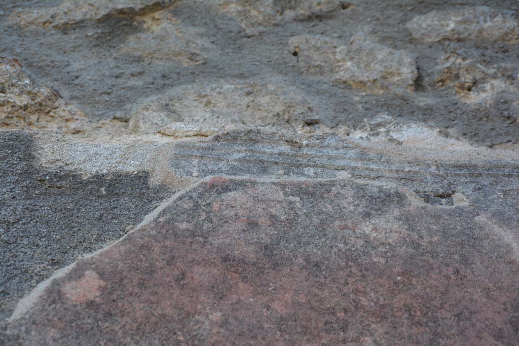 IX.5.6 Pompeii. May 2017. West ala d, upper west wall at north end, detail of remains of stucco decoration. 
Foto Christian Beck, ERC Grant 681269 DCOR.
