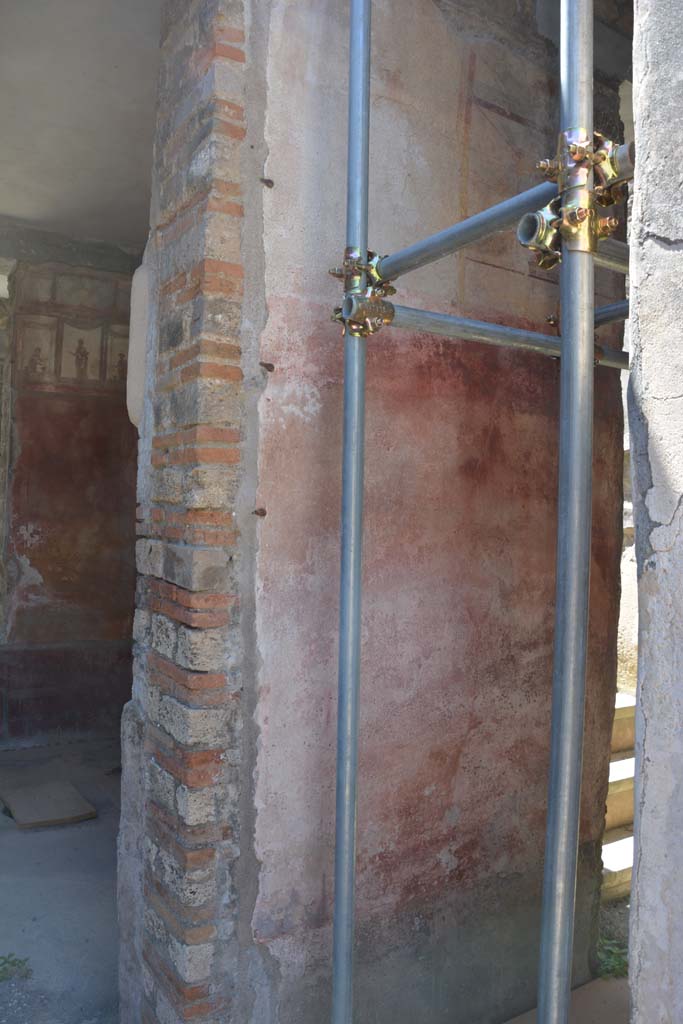 IX.5.6 Pompeii. May 2017. 
Room k, (west side), looking towards south wall and towards steps at f
Foto Christian Beck, ERC Grant 681269 DCOR
