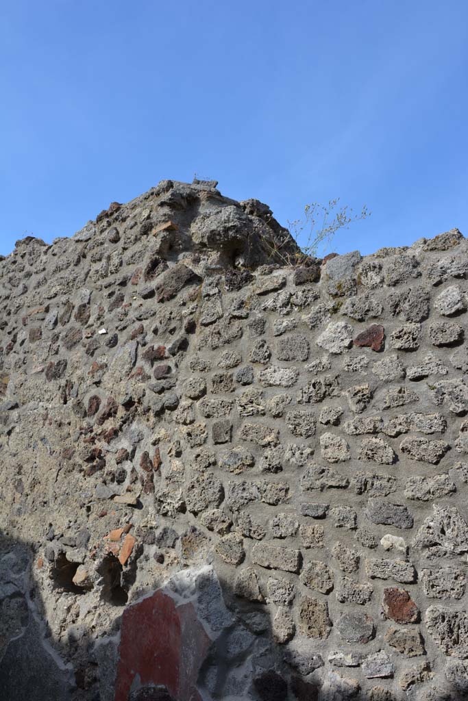 IX.5.9 Pompeii. May 2017. Room n/q, upper east wall.
Foto Christian Beck, ERC Grant 681269 DCOR.
