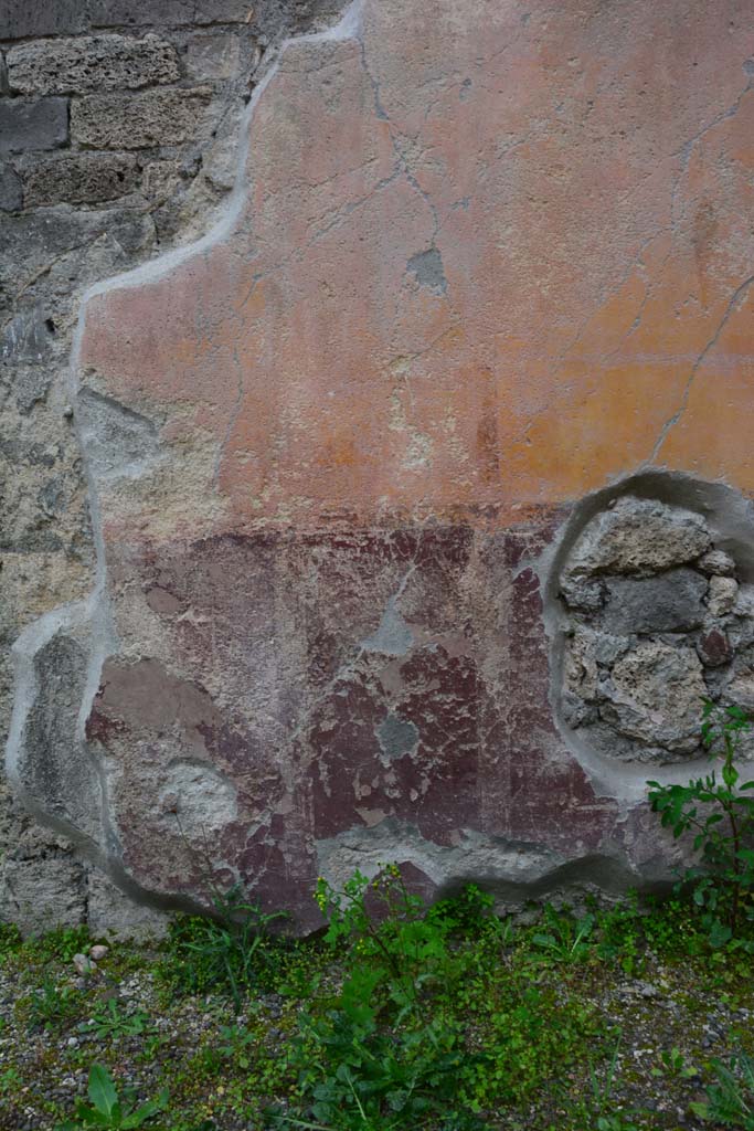 IX.5.9 Pompeii. March 2017. Room “d”, lower south wall at east end.
Foto Christian Beck, ERC Grant 681269 DÉCOR.

