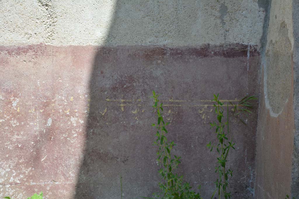 IX.5.9 Pompeii. May 2017. Room “f”, east wall in south-east corner.
Foto Christian Beck, ERC Grant 681269 DÉCOR.
