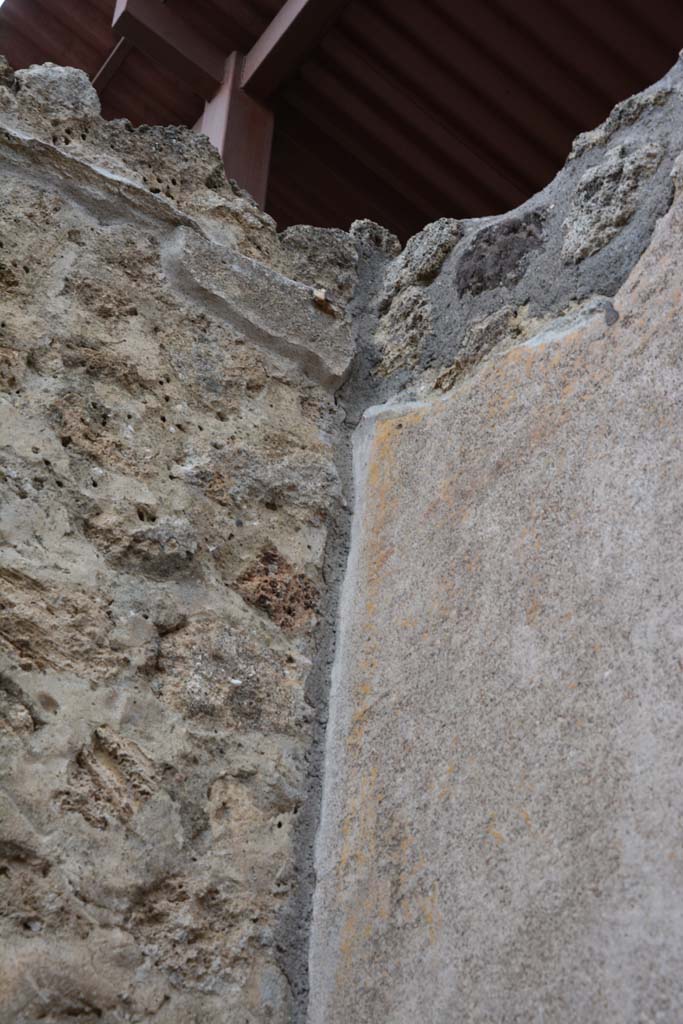 IX.5.9 Pompeii. March 2017. Room h, upper north-east corner.
Foto Christian Beck, ERC Grant 681269 DCOR.
