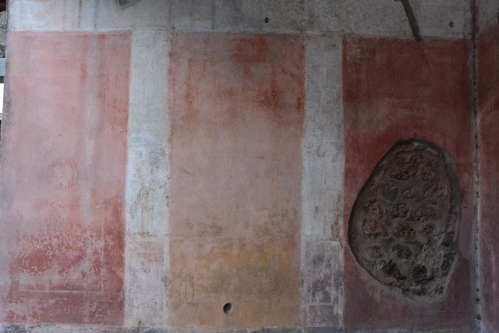 IX.5.11 Pompeii. March 2017. Room e, looking towards south wall.      
Foto Christian Beck, ERC Grant 681269 DCOR
