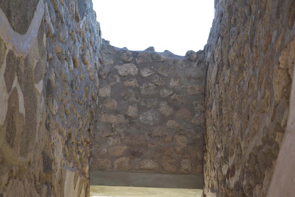 IX.5.11 Pompeii. May 2017. Room m, upper south wall.
Foto Christian Beck, ERC Grant 681269 DCOR.
