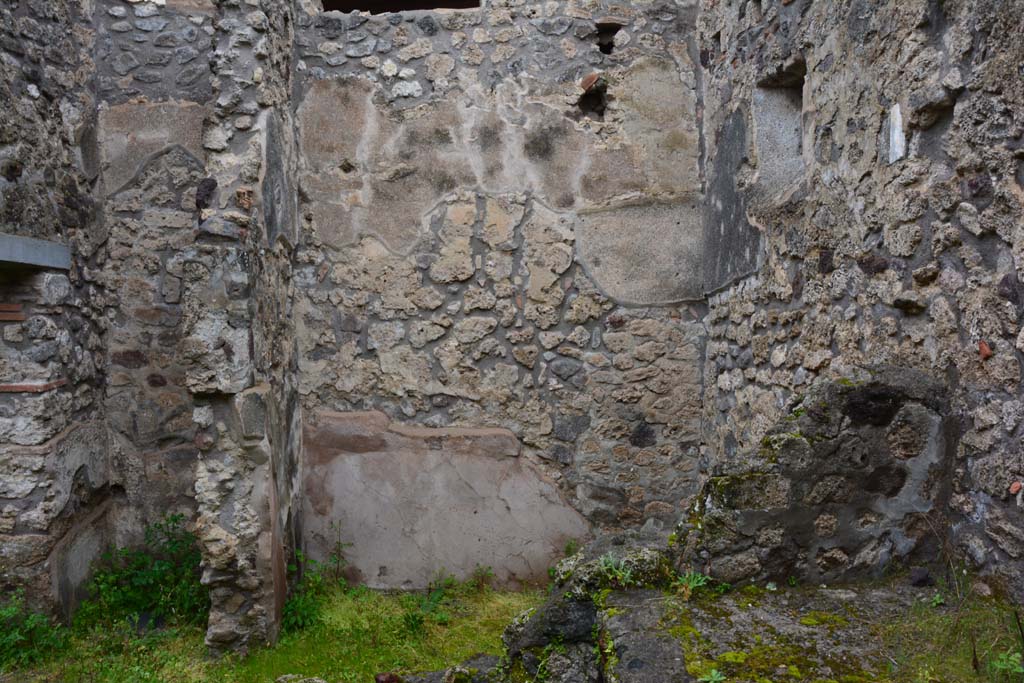 IX.5.11 Pompeii. March 2017. Room s, looking north from room r.
Foto Christian Beck, ERC Grant 681269 DCOR.
