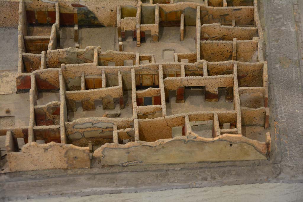 IX.5.11 Pompeii. July 2017. Looking west from Vicolo del Centenario, towards doorway at IX.5.13, lower centre and right.
The entrance doorway at IX.5.11 is on the Via di Nola, on the lower right.
The upper house is IX.5.9.
From cork model in Naples Archaeological Museum.
Foto Annette Haug, ERC Grant 681269 DÉCOR.
