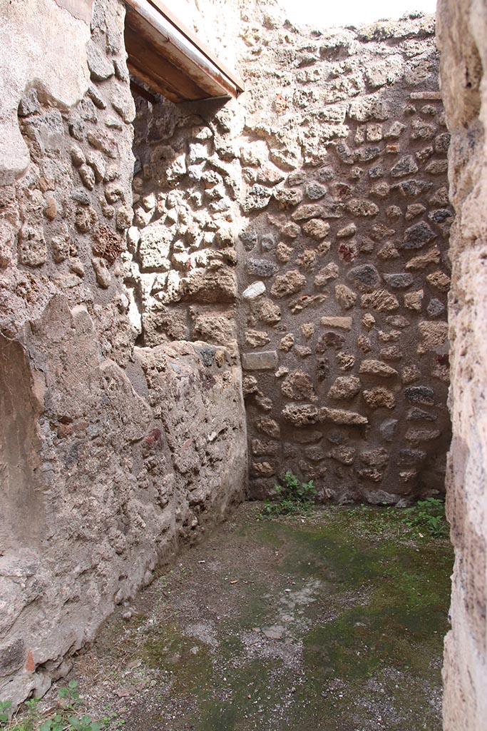 IX.6.2 Pompeii. October 2024. 
Looking towards north and east wall. Photo courtesy of Klaus Heese
