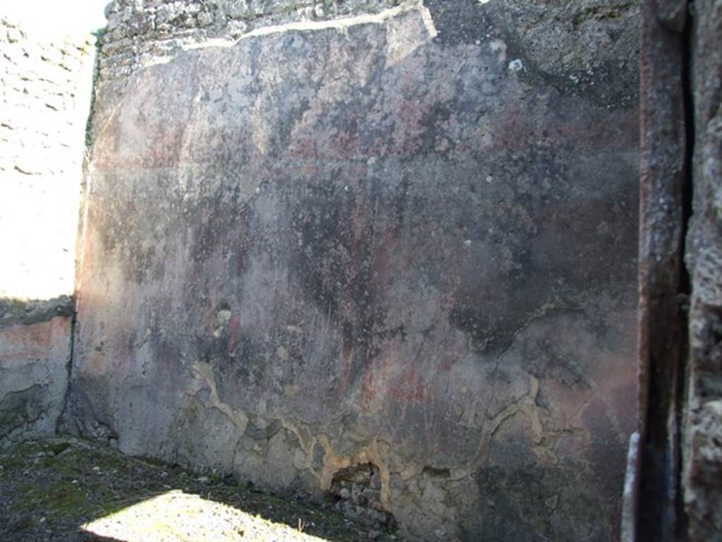 IX.9.d Pompeii. March 2009. Room l, south wall of triclinium/oecus.  