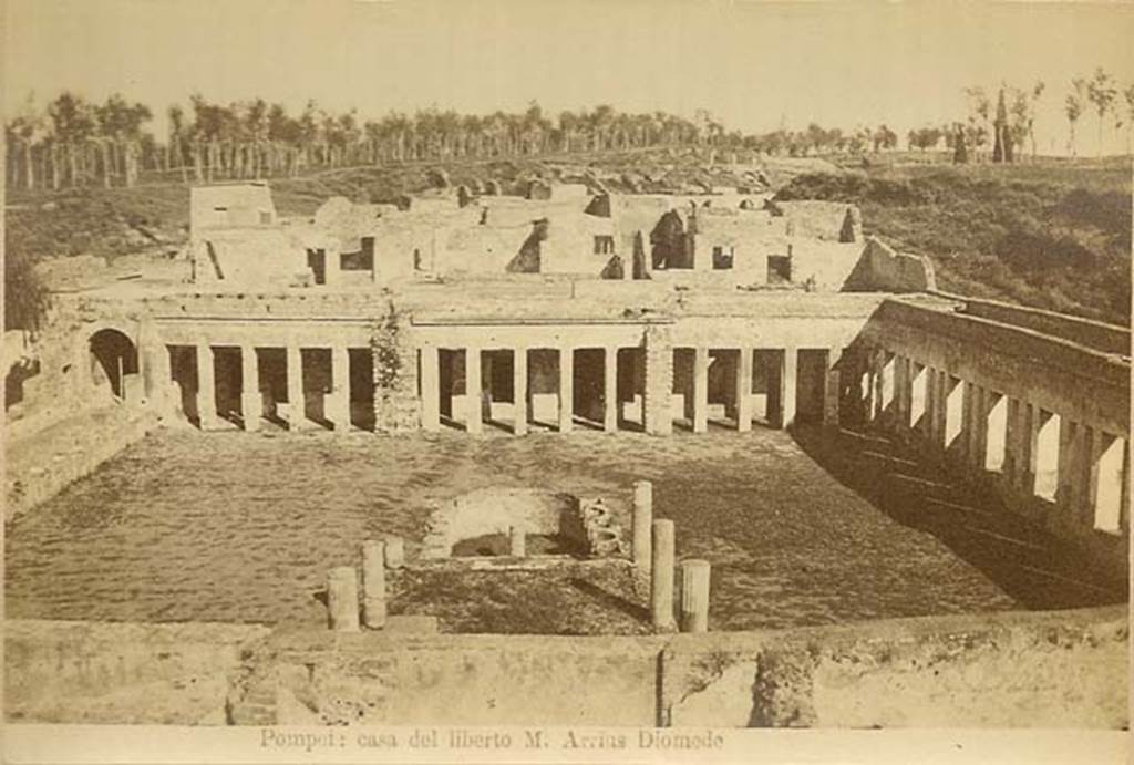 HGW24 Pompeii. c.1880s. Looking east over garden across pergola supported by six columns.
Photo courtesy of Rick Bauer.
