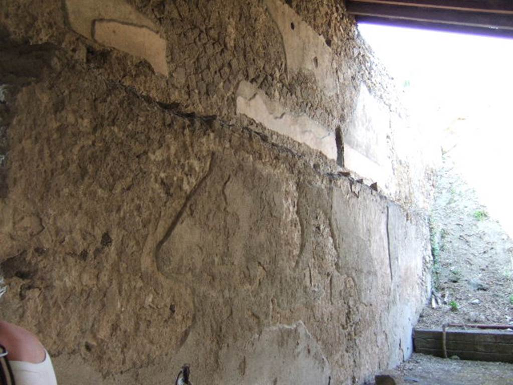 Villa of Mysteries, May 2006. North wall of colonnade, near east end. Looking east.