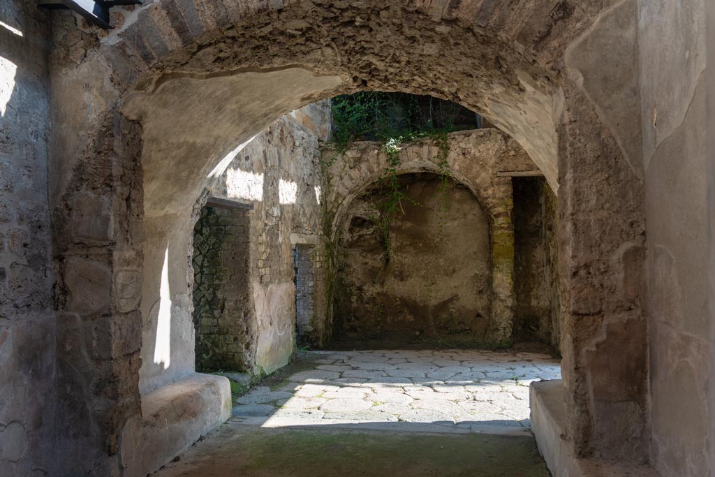 Villa of Mysteries, Pompeii. October 2023. Room 66, vestibule of original villa entrance. Looking east. Photo courtesy of Johannes Eber.