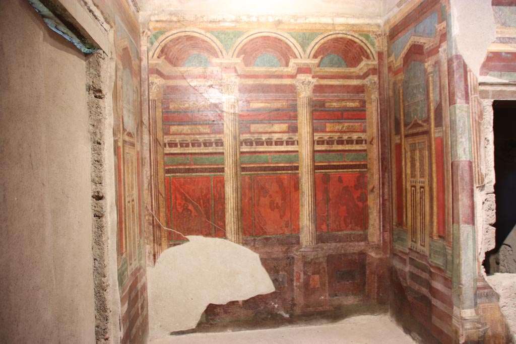 Villa of Mysteries, Pompeii. September 2021. 
Room 16, looking towards east wall in cubiculum with double alcove. Photo courtesy of Klaus Heese.
