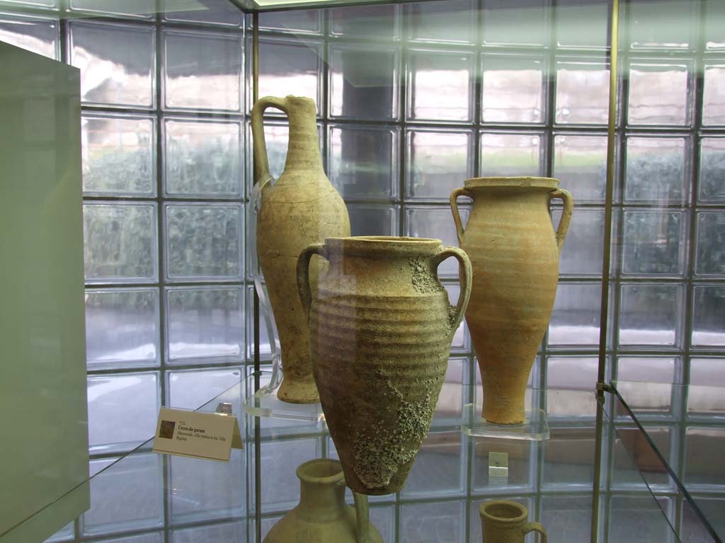 Garum jars found in Villa Regina Boscoreale. December 2006. Now in Boscoreale Antiquarium.
Left is a single handled garum jar found in storeroom XII.
A two handled pot (olla) from storeroom XII.
A two handled jar from peristyle VII.
