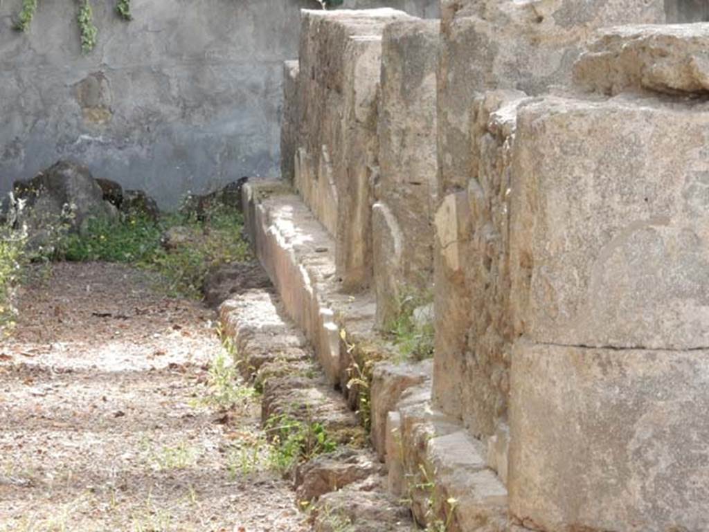 Tempio dionisiaco in località Sant’Abbondio di Pompei. May 2018. North wall.
Photo courtesy of Buzz Ferebee.
