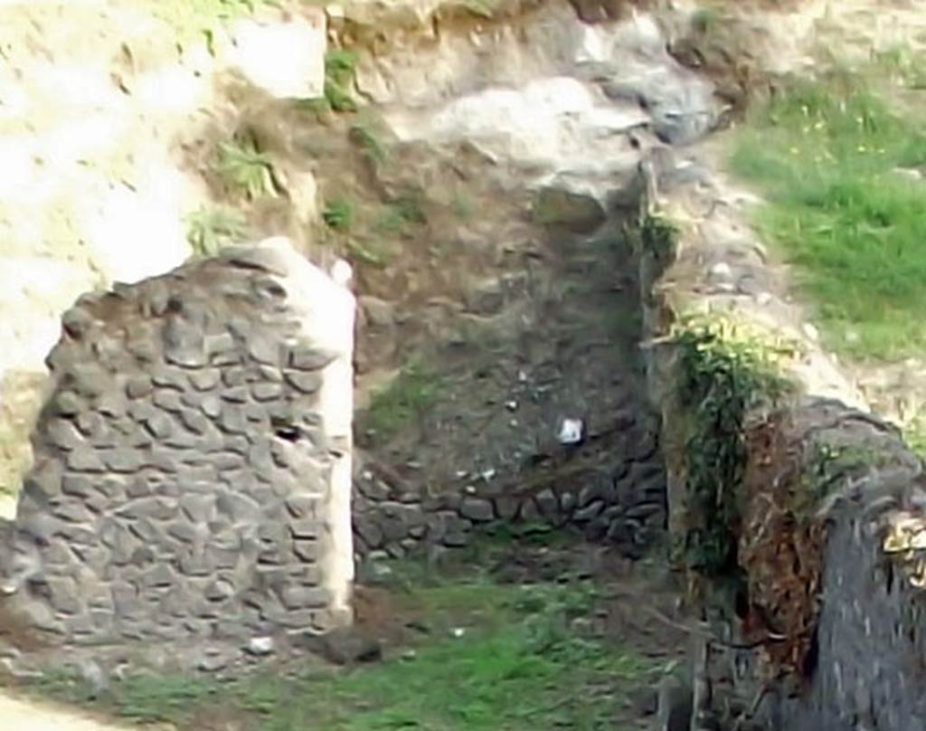 FPSH Pompeii. August 2011. Looking east to the tomb area. Photo courtesy of Peter Gurney.