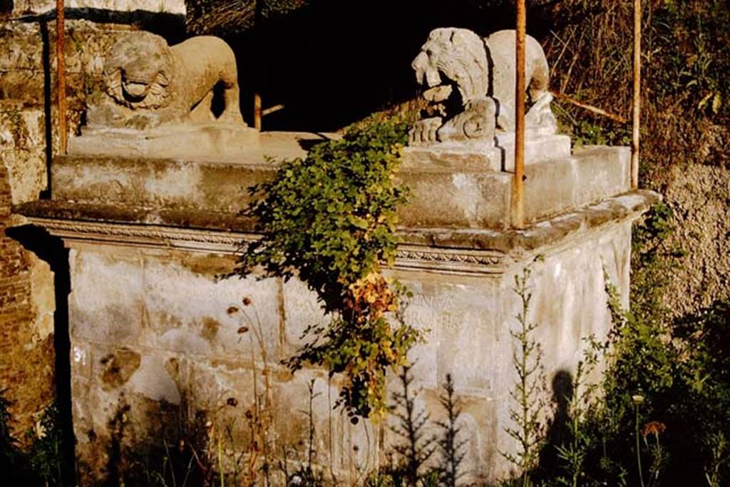 Pompeii Porta Nocera. Tomb 31OS. 1964. Tomb of the Stronnii. Photo by Stanley A. Jashemski.
Source: The Wilhelmina and Stanley A. Jashemski archive in the University of Maryland Library, Special Collections (See collection page) and made available under the Creative Commons Attribution-Non-Commercial License v.4. See Licence and use details.
J64f1654

