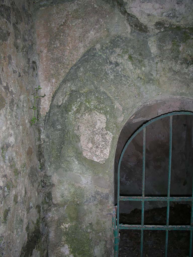 Tower XI, Pompeii. May 2010. 
Detail of exterior of postern on east side of lower tower. Photo courtesy of Ivo van der Graaff.
