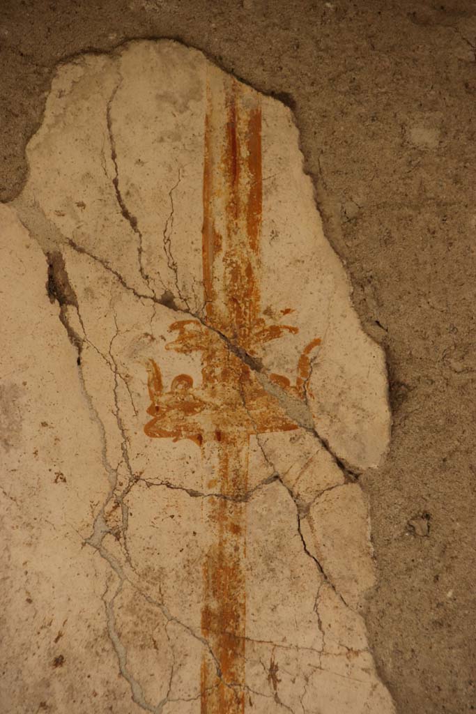 Oplontis Villa of Poppea, October 2020. 
East Portico 34, white painted panel with detail of golden candelabra. Photo courtesy of Klaus Heese. 
