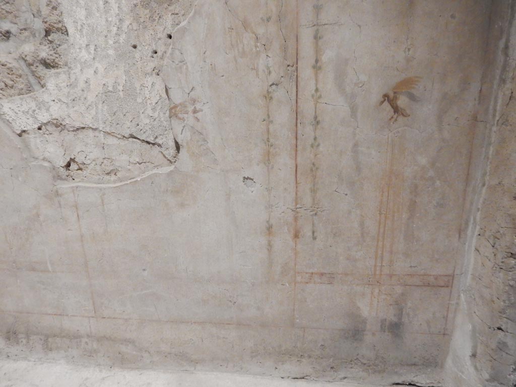 II.9.4 Pompeii. May 2018. Room 4, south wall. Photo courtesy of Buzz Ferebee. 