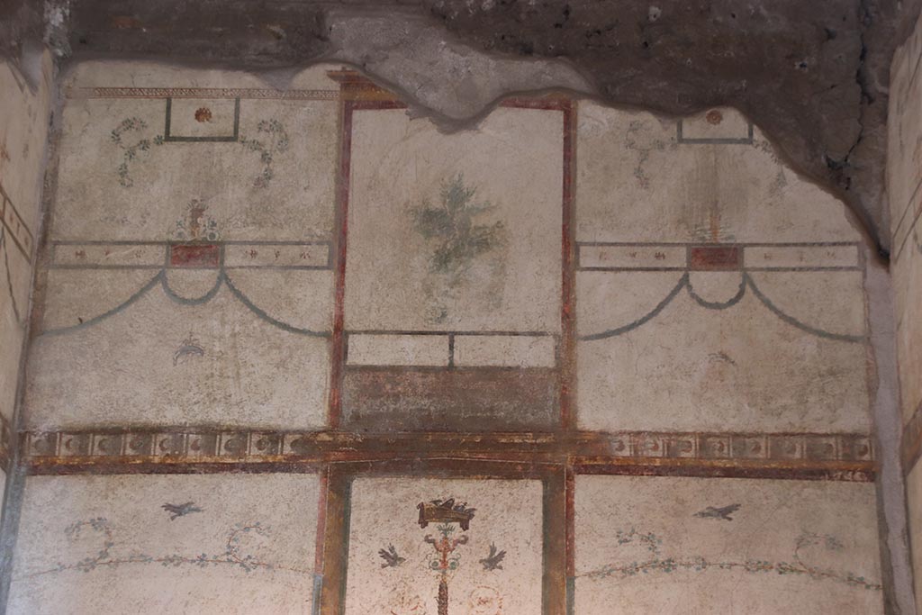 VI.15.1 Pompeii. October 2024. Cubiculum g, upper north wall. Photo courtesy of Klaus Heese.

