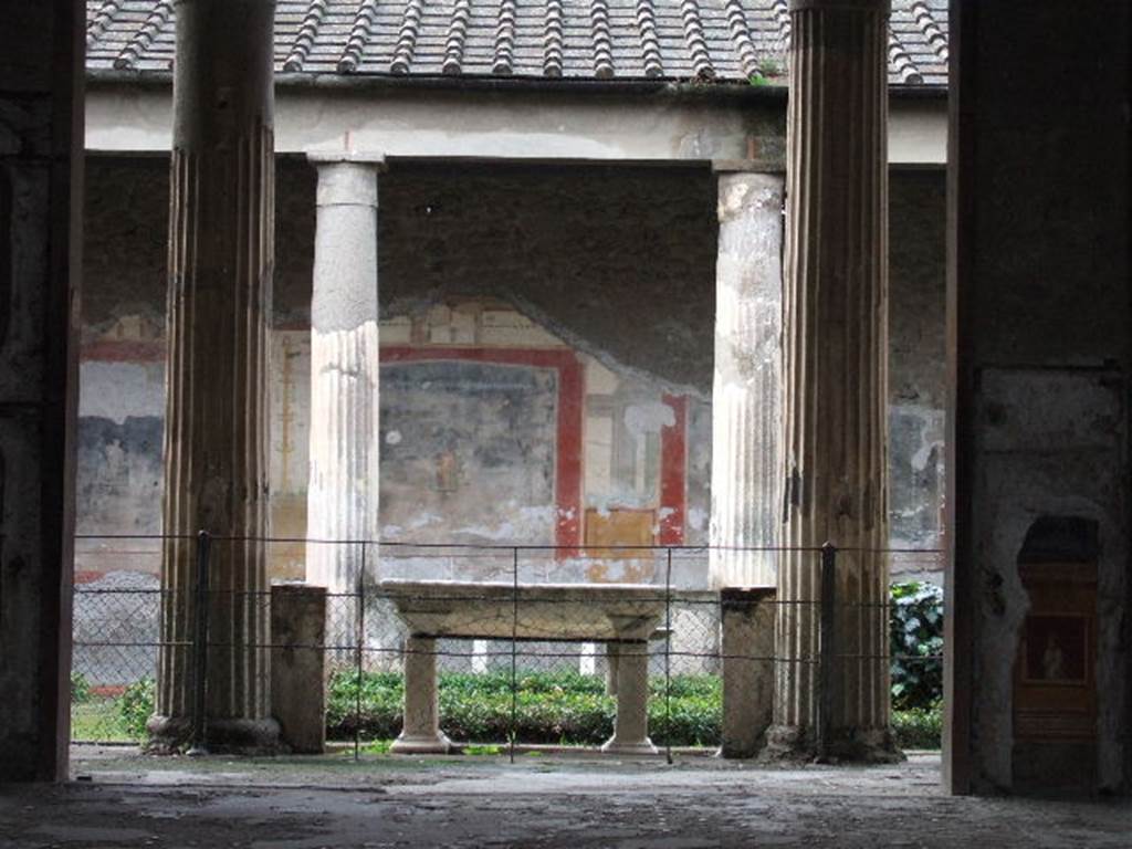 VI.15.1 Pompeii. December 2006. Looking west towards peristyle from atrium.