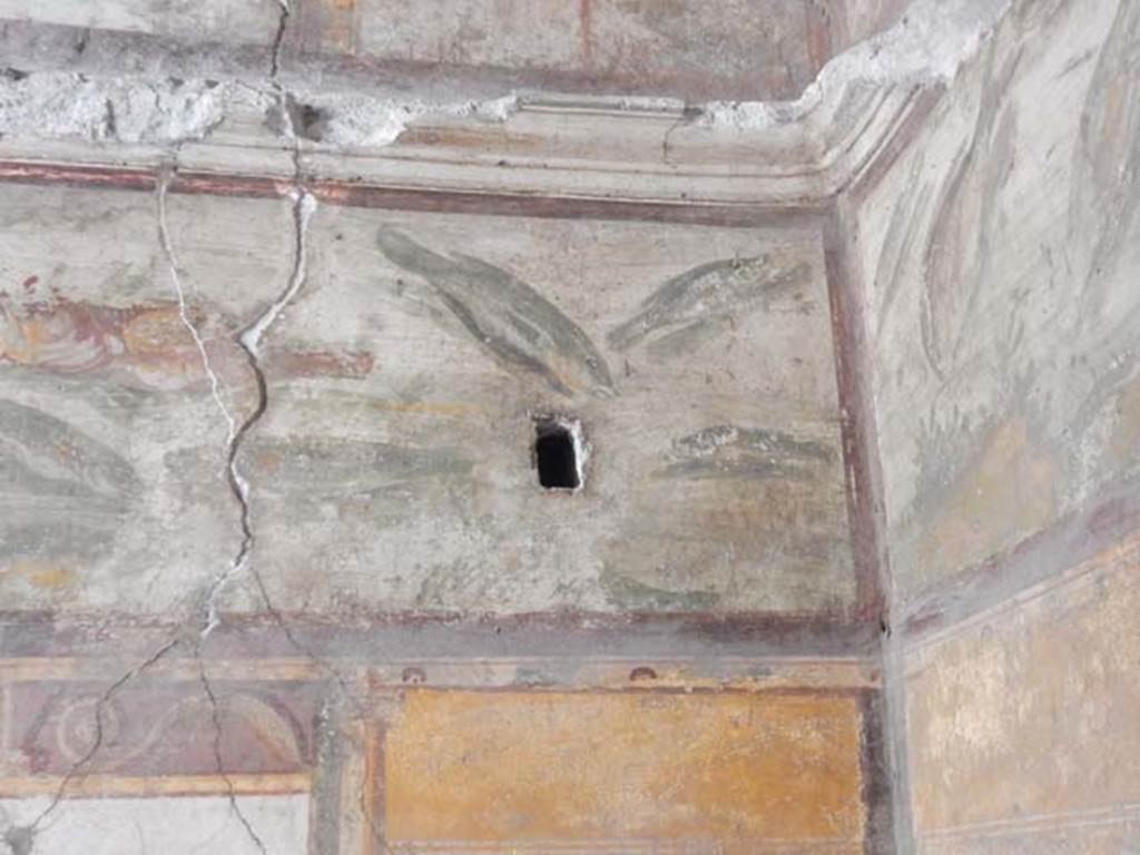 VI.15.1 Pompeii. May 2017. Upper north wall in north-east corner. Photo courtesy of Buzz Ferebee.
