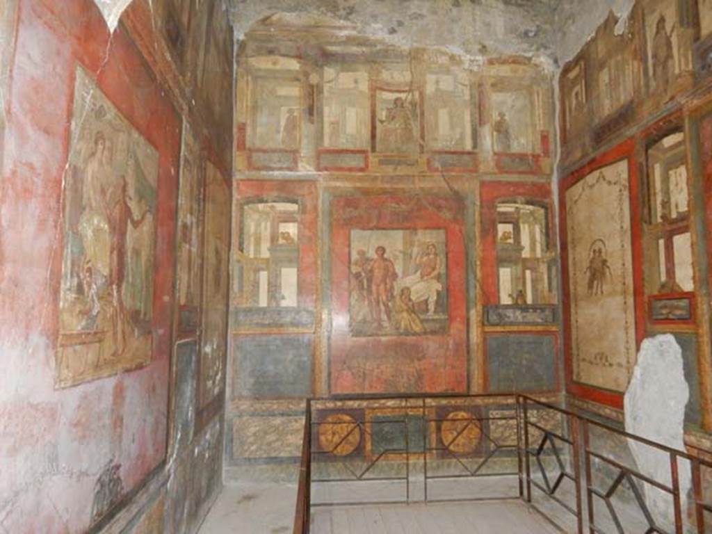 VI.15.1 Pompeii. May 2017. Looking towards the east wall. Photo courtesy of Buzz Ferebee.