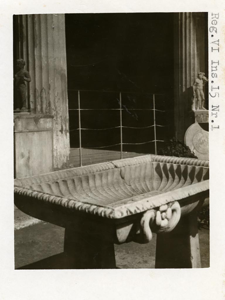 VI.15.1 Pompeii. Pre-1937-39. Detail of basin at north end.
Photo courtesy of American Academy in Rome, Photographic Archive. Warsher collection no. 1386.

