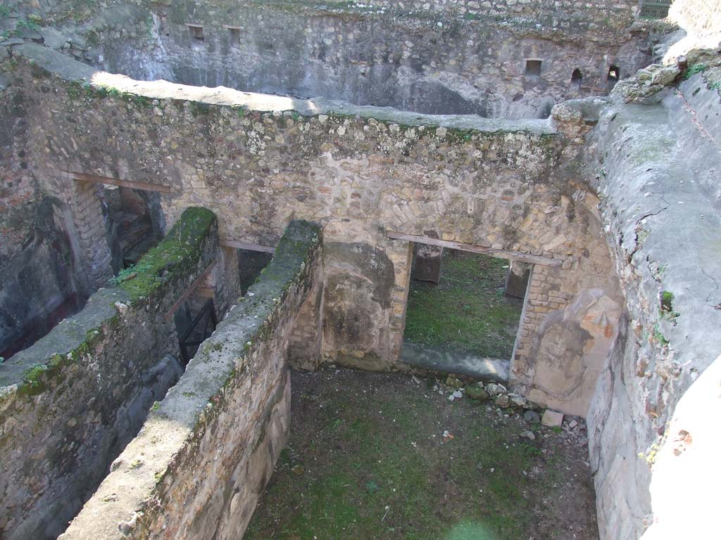 HGW24 Pompeii. December 2006. Looking west, down onto lower level area to south of terrace. 
Looking into large room and corridor in south-east corner of peristyle.
(Villa Diomedes Project – looking across area 52 on left, corridor 50, and area 53, on right).
(Fontaine, looking across rooms (from left) 5,4, corridor 5,3, and 5,5, on lower right).
