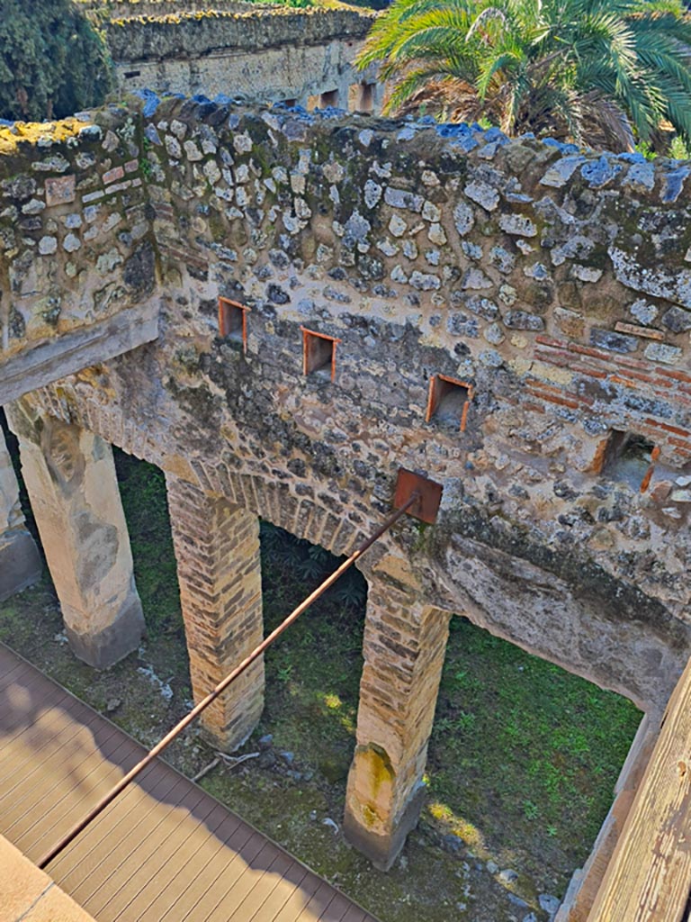 HGW24 Pompeii. Villa of Diomedes. March 2024.
Looking south-west from upper terrace, down onto east portico. Photo courtesy of Giuseppe Ciaramella.
