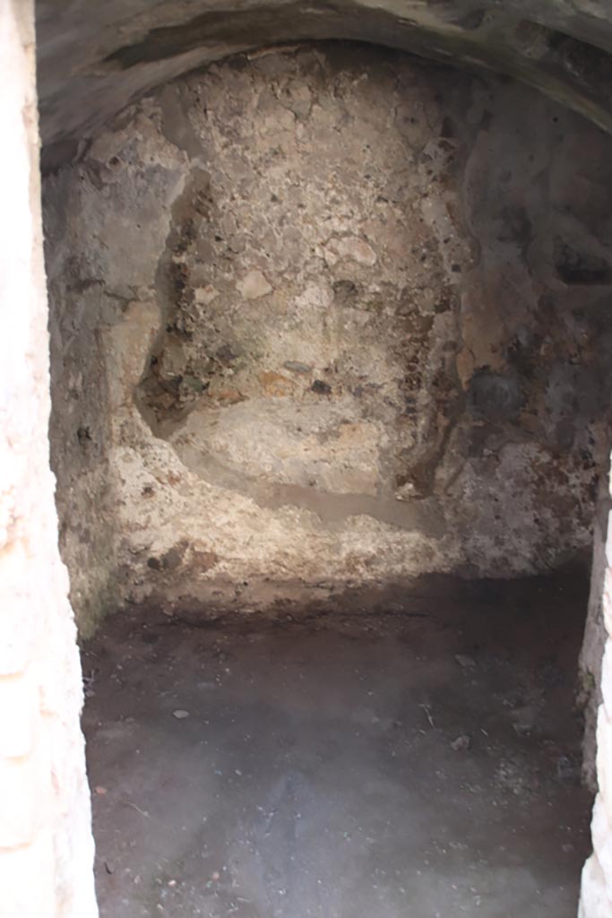 HGW24 Pompeii. Villa of Diomedes. October 2023. 
Room 5,17, looking towards west wall. Photo courtesy of Klaus Heese.
