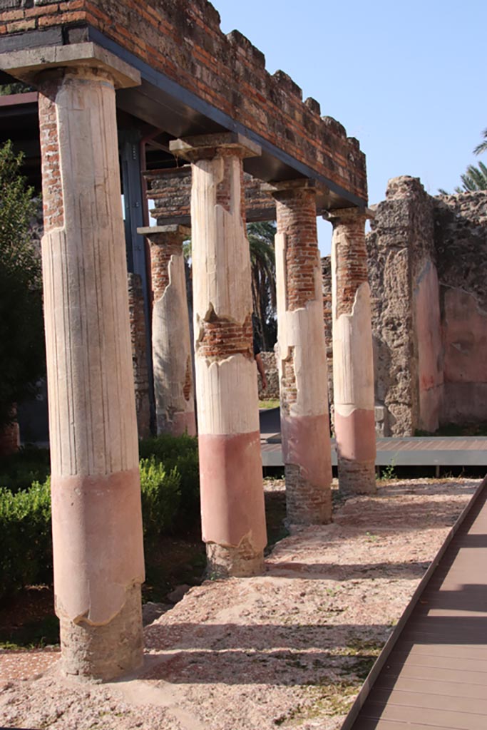 HGW24 Pompeii. Villa of Diomedes. October 2023. 
Looking west across north portico. Photo courtesy of Klaus Heese.
