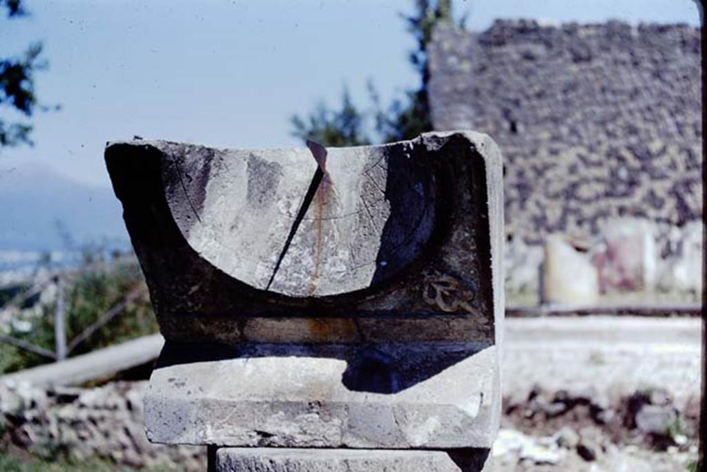 Villa San Marco, Stabiae, 1968. Area 66, sundial in peristyle garden.  Photo by Stanley A. Jashemski.
Source: The Wilhelmina and Stanley A. Jashemski archive in the University of Maryland Library, Special Collections (See collection page) and made available under the Creative Commons Attribution-Non Commercial License v.4. See Licence and use details.
J68f1907
