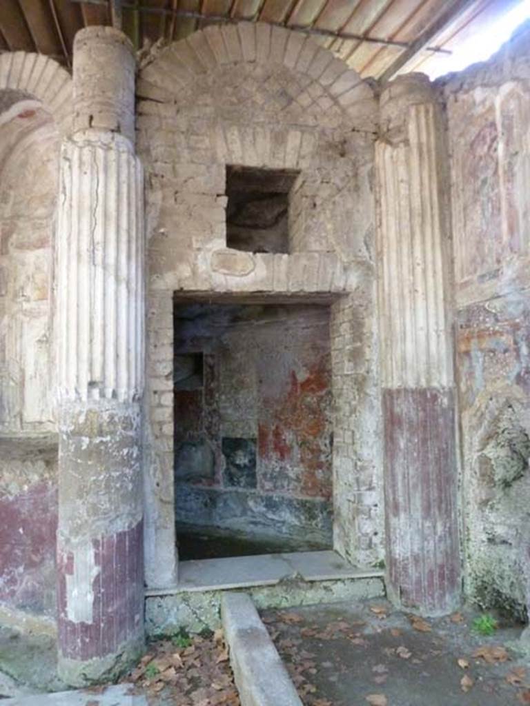 Villa San Marco, Stabiae, September 2015. Doorway/window to area 63.