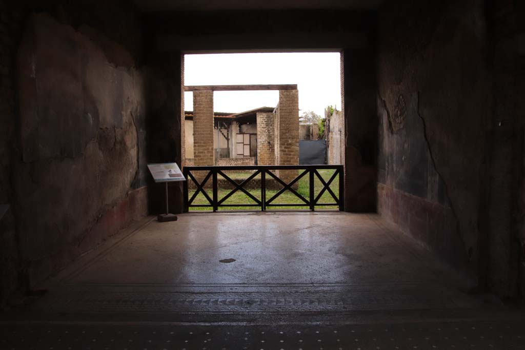 Villa San Marco, Stabiae, October 2020. Room 59, looking across tablinum across portico to original entrance to Villa. Photo courtesy of Klaus Heese.